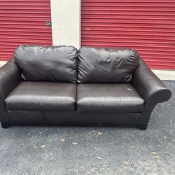 Comfy Sofa Couch 🔥🔥