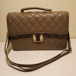 Olive Quilted Crossbody Handbag 
