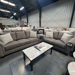 2pc Sofa & Love Seat