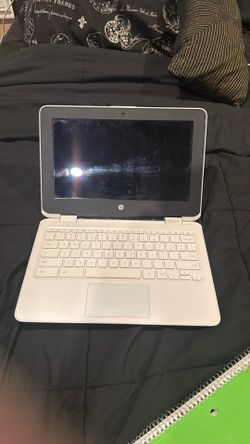 HP Chromebook x360 (11.6" Touchscreen, 32GB, 4GB RAM) - Great Condition