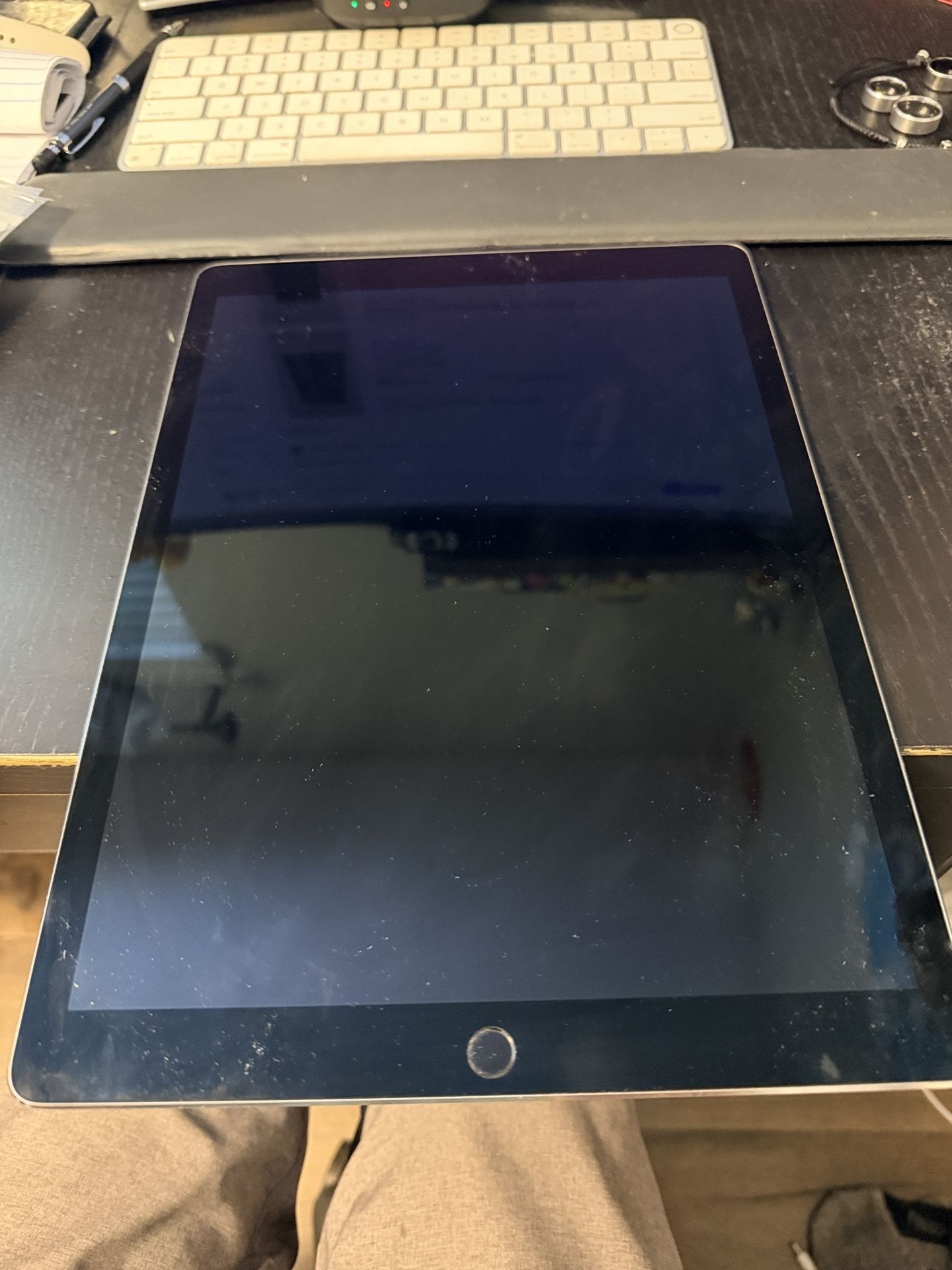 Apple iPad Pro 12.9” (Model A1584) – For Parts or Repair