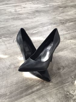 Shoes size 7.5 Brand new..