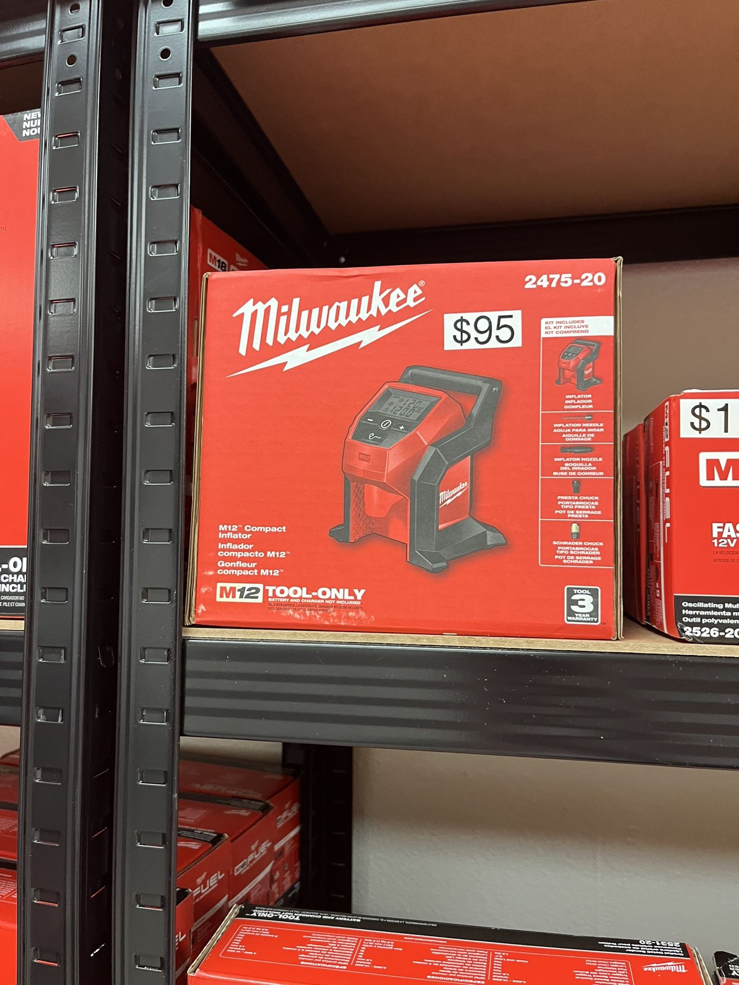 Milwaukee M12 Inflator