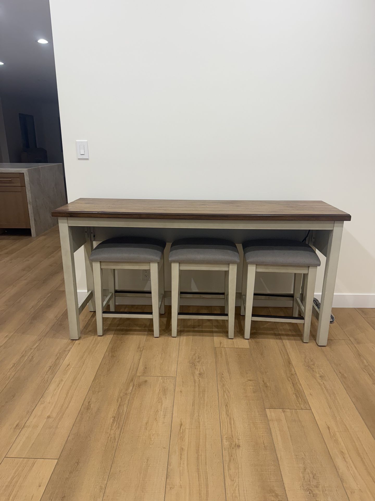 Ashlyn 4-piece Sofa Table Set From Costco