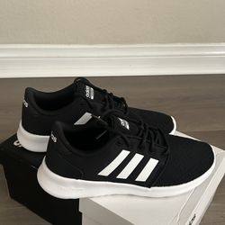 Adidas  Questar Flow 