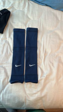Football/soccer leg sleeves