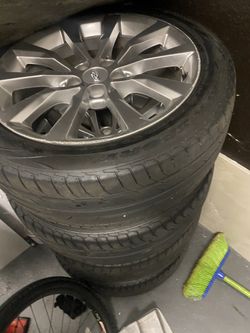 Cadillac XTS RIMS AND TIRES