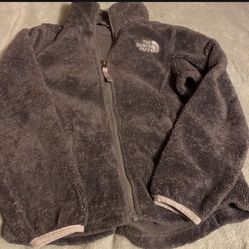 Girls Winter Jacket North Face Brand Size 6 Perfect For Outdoors 