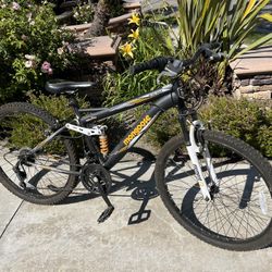 Mongoose Ravage mountian bike