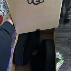 Size 5 Mini Platform Uggs New