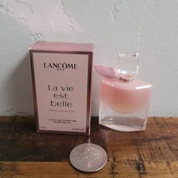 Lancome La Vie Est Belle Vanilla Nude