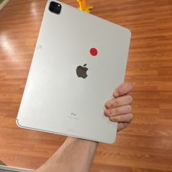 iPad Pro 5th Generation 128gb WiFi Only Used 