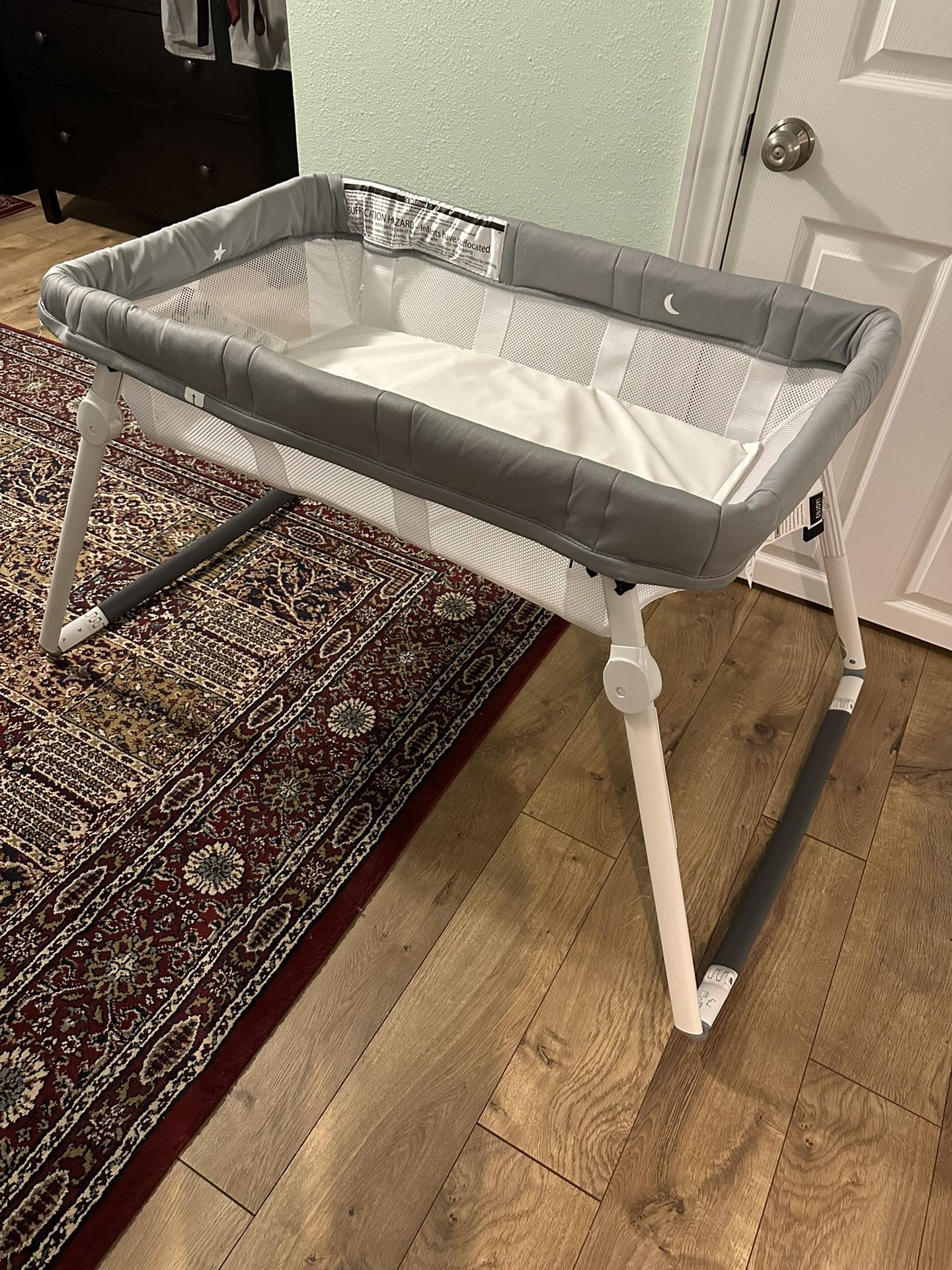 Is The Guava Lotus Travel And Crib Worth It? (Not