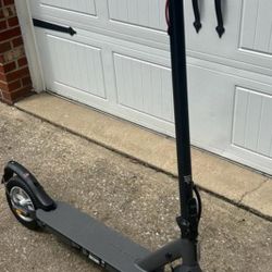 5th Wheel V30 Pro Electric Scooter