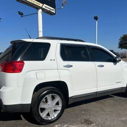 Car for sell 2013 GMC Terrain SLE AWD in excellent condition.