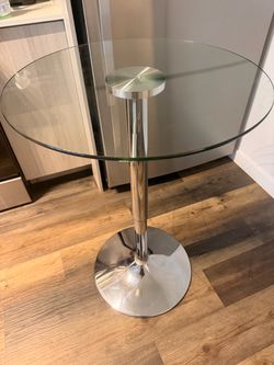 Cocktail Table with  Chair