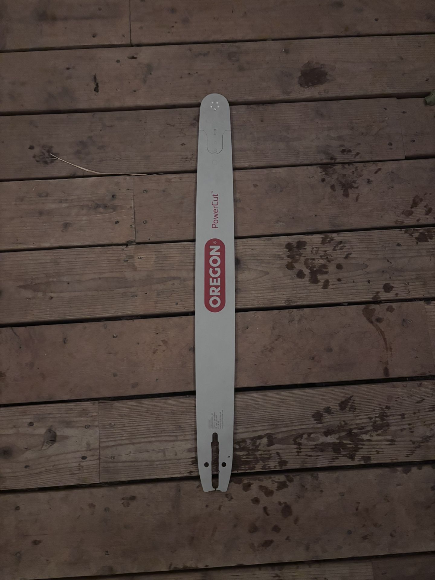 Chainsaw bar