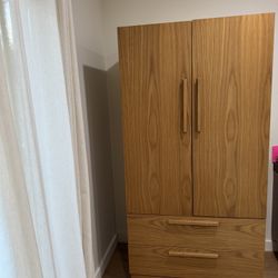 Oak Wardrobe 