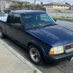 Good Use Tire 255/70/22.5