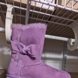 Ugg Classics Daelynn Bow Purple Women’s Winter Boots Size US 6