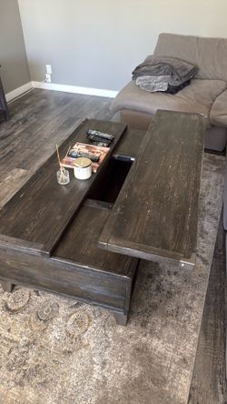 Wood Retractable Coffee Table
