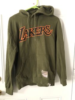 Mitchell & Ness green Lakers Hoodie men’s size Small 