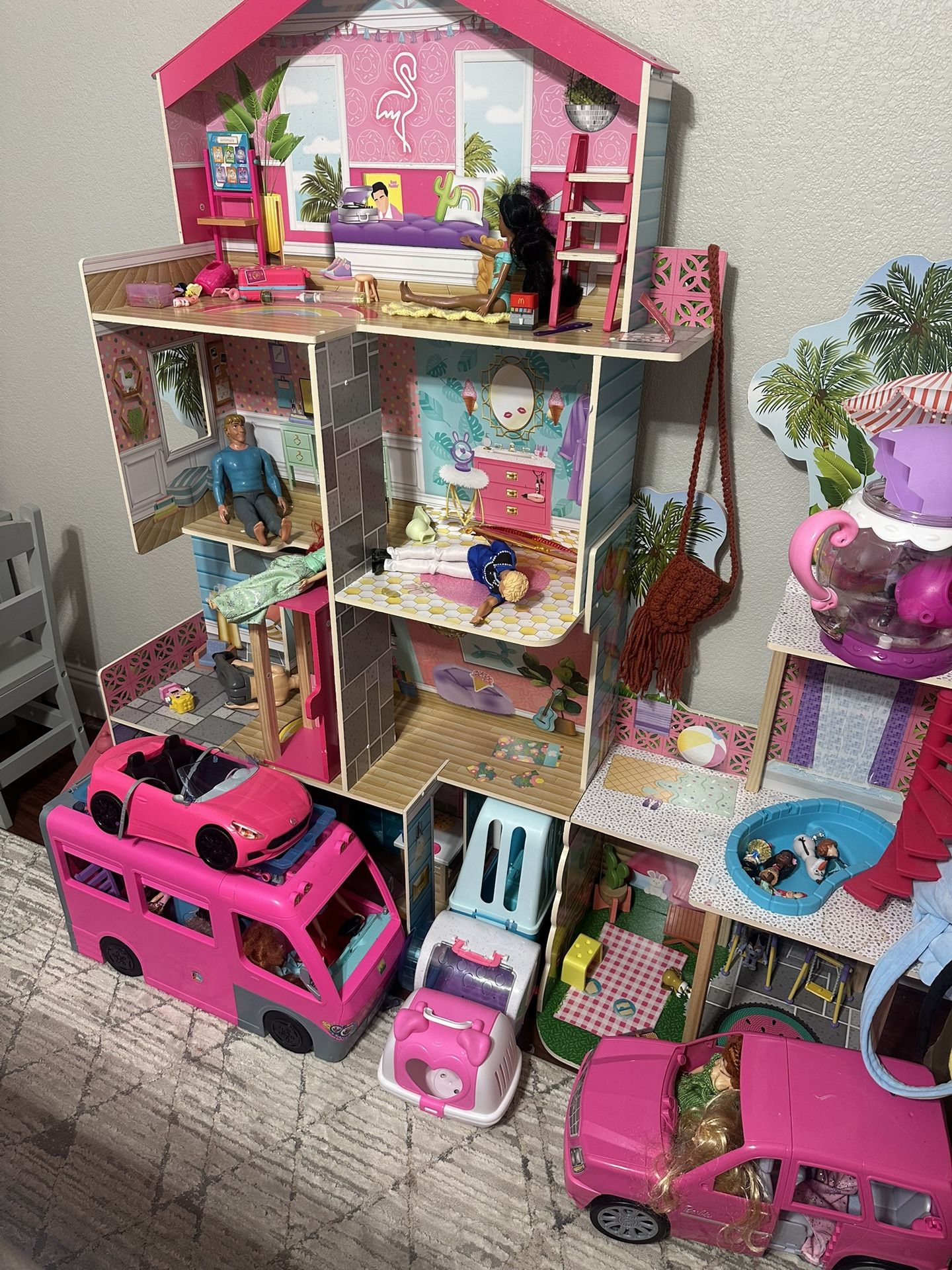 Doll Dream House