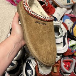 Blue Tint Yeezys Sz 5.5 