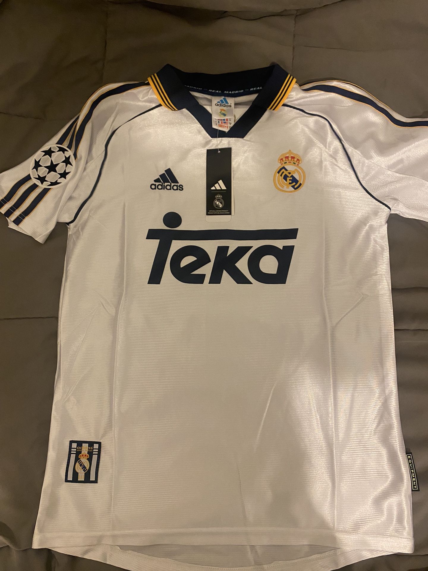 Real Madrid Retro Jersey 