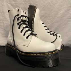 Dr. Martens Jadon Smooth Leather Platform Boot Men’s 5/Women’s 6.5