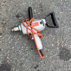 Black And Decker 1/2 In Drill