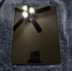 12.9 Inch iPad 128 GB