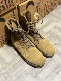 Us army combat boots  brand new size 9