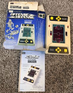 Sears Handheld Electronic Game Offense Defense Electronic Soccer 1980 MPN 65102