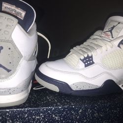 Jordan 4 Midnight Navy Size 10