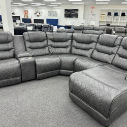 Memorial Day Sale, Modern Gray Power Reclining Sectional On Promotion