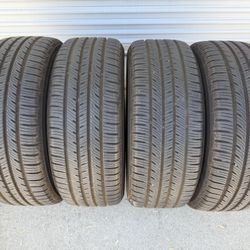 4 Yokohama Tires 235/55/18
