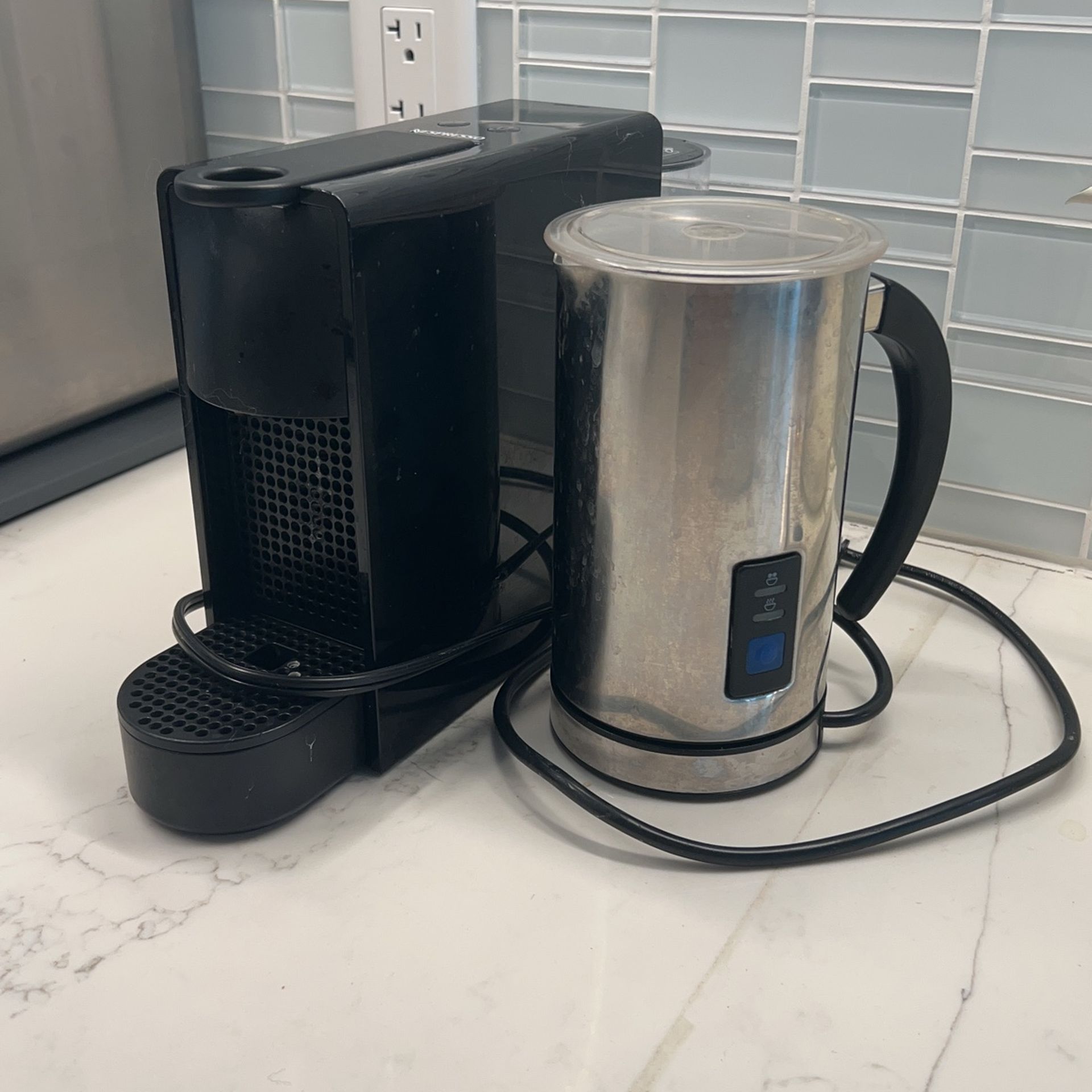 Nespresso Coffee Machine With Froth