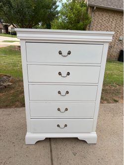Drawer Chest of 5 Drawers