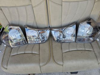 Lexus rx330 rear lights 2004-2009 great condition and work perfect