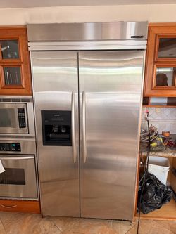 KitchenAid 42” Built-In Stainless Steel Refrigerator – Fully Functional