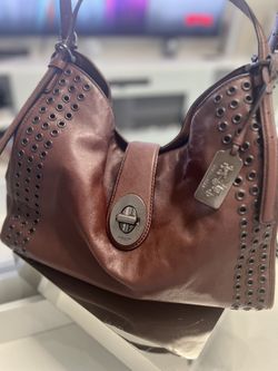 Coach Fashion Tote Shoulder Handbag with diving section. Negotiable or OBO. Serious inquiry ONLY!