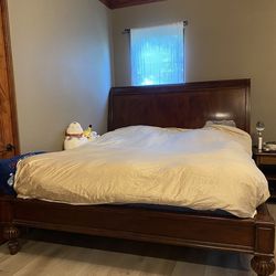 High quality furniture cal king size bed$660