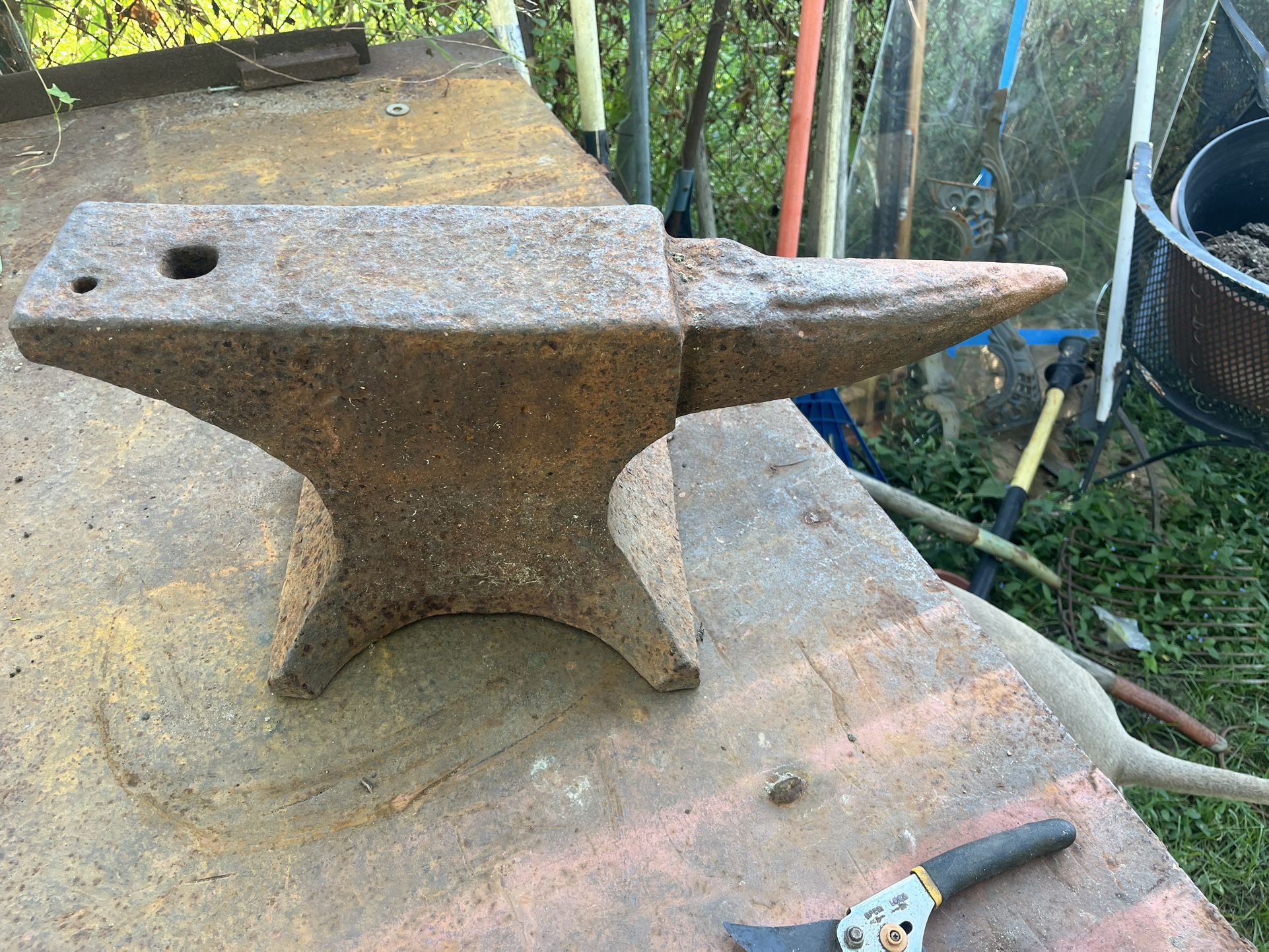 100 Lb Anvil