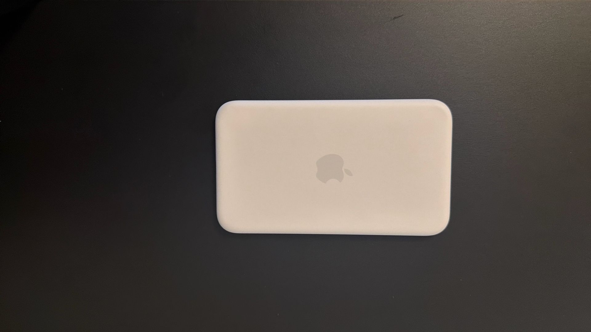 iPhone Air MagSafe Battery