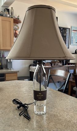Avion Reserva 44 Extra Anejo Tequila Bottle Lamp