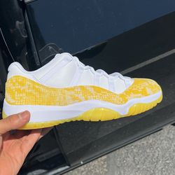 Jordan 11s