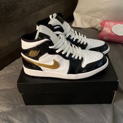 Jordan 1s Size 8.5