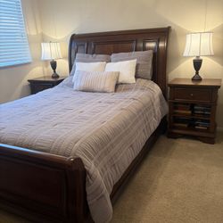 5 Piece Queen Bedroom Set
