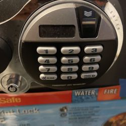 Double lock method 1.2 digital SENTRYsafe